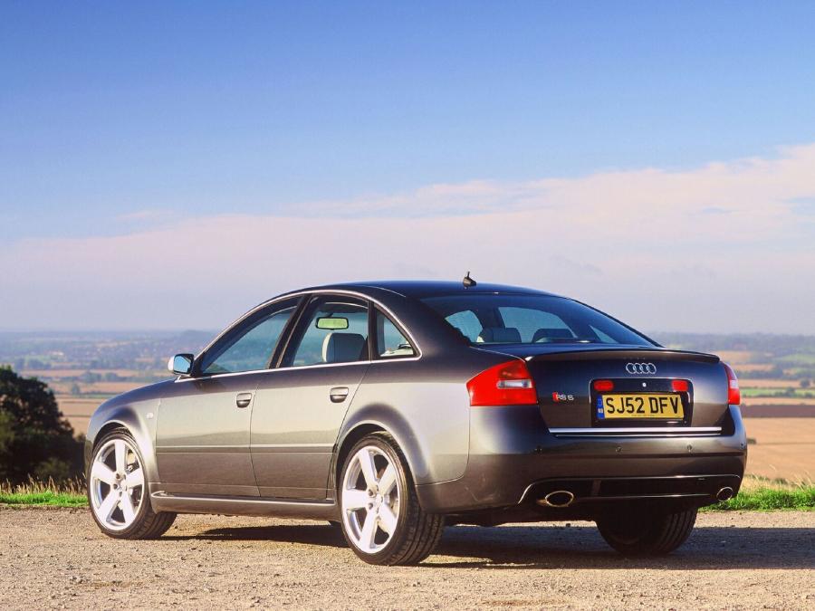 Audi RS6 Sedan (4B, C5) 2002 года  (UK) (фото 3 из 5)
